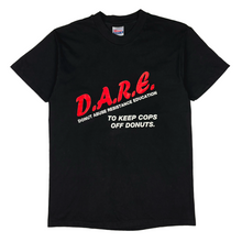 Load image into Gallery viewer, 90’s Dare to keep cops off donuts t-shirt - M