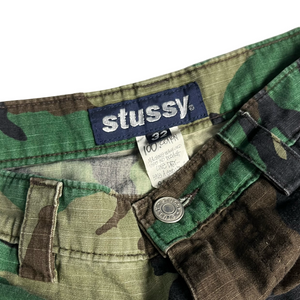 90’s Stussy camo cargo pants - 32