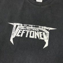 Load image into Gallery viewer, Early 2000’s Deftones t-shirt - XL